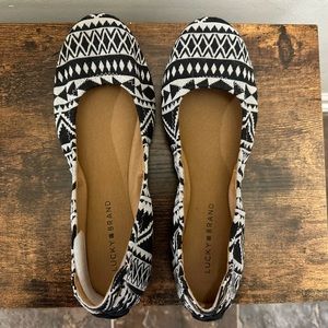 Lucky brand ballet flat tribal